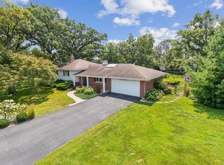 4135 Timberlane Dr, Northbrook, IL 60062