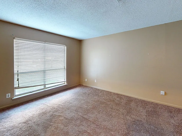 130 Graylynn Dr — Photo 11