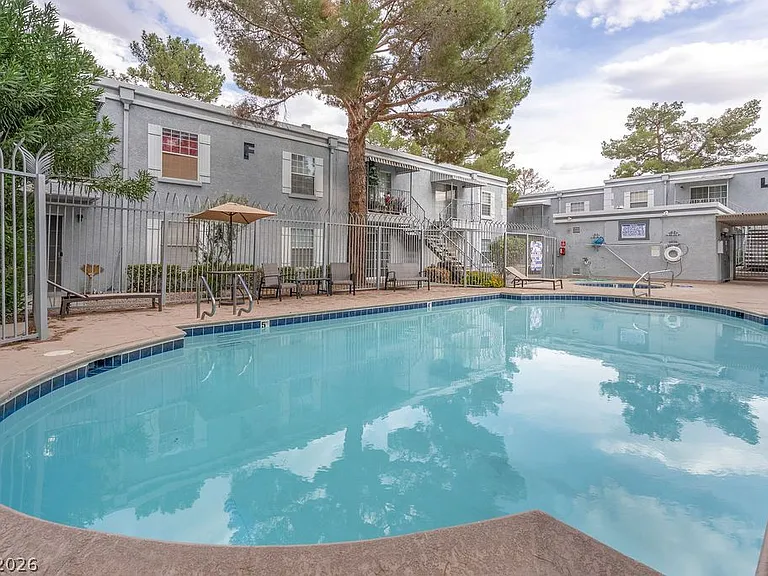 3823 S Maryland Pkwy #B2 — Photo 6