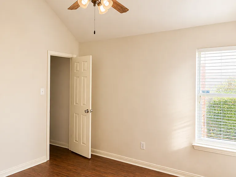 2449 Dawn Mist Dr — Photo 4