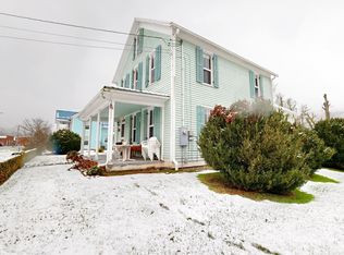 212 Main St, Roan Mountain, TN 37687