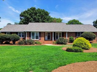 17 Seabury Dr, Greenville, SC 29615