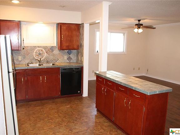 4th image of 2107 Magnolia Dr #A