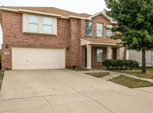 9848 Osprey Dr, Fort Worth, TX 76108