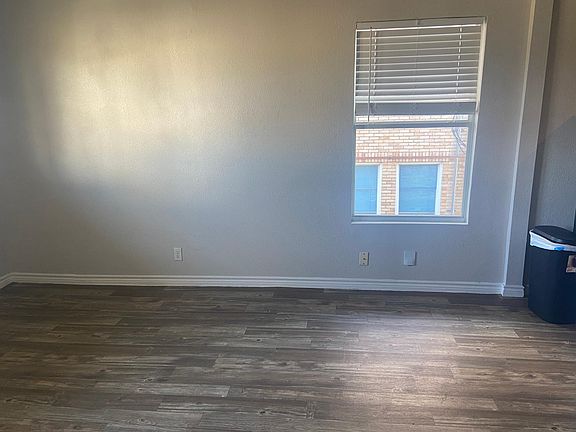 3rd image of 1314 E Grayson St APT 2