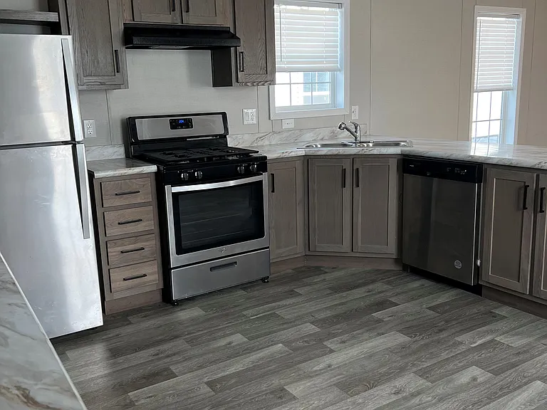 Cedar Terrace — Photo 23