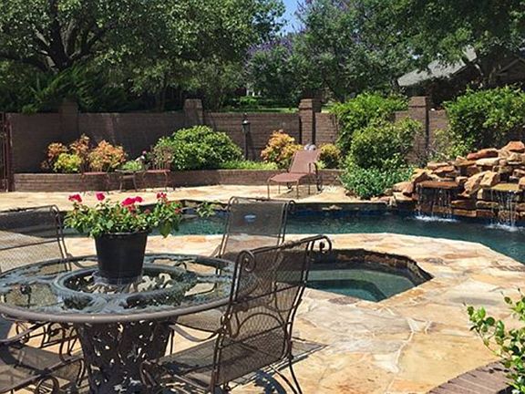 2nd image of 3722 Green Hollow Dr