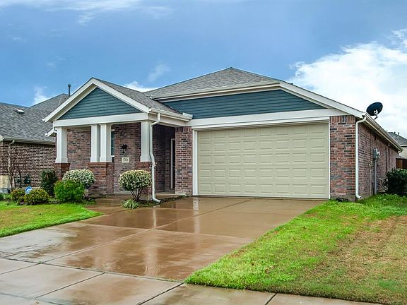 2nd image of 1820 Meadow Trail Ln