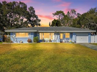 2601 Oakwood Dr, Largo, FL 33771