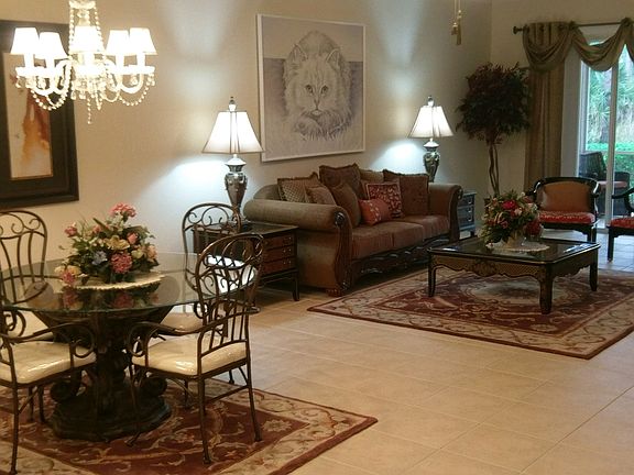 3rd image of 2257 Carnaby Ct
