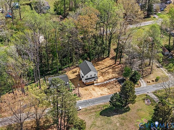 4th image of 5500 Hemlock Rd