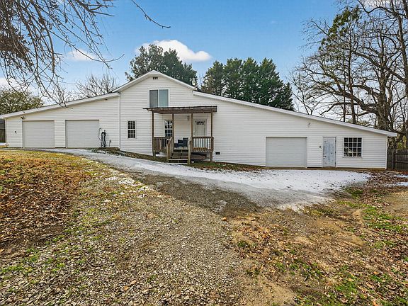 2nd image of 530 Avent Ferry Rd