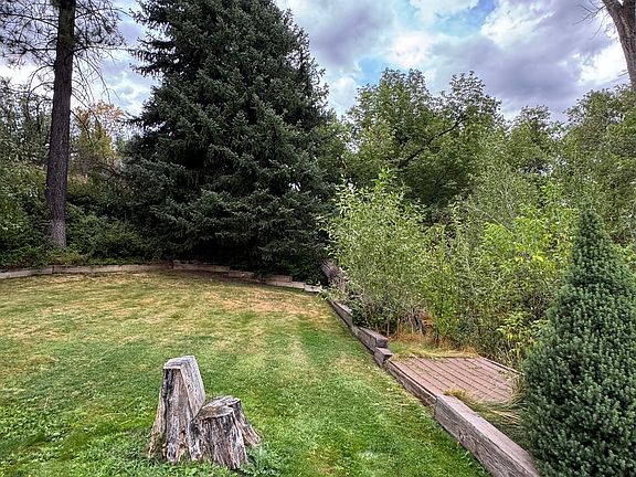 4th image of 6633 E Holiday Hills Rd