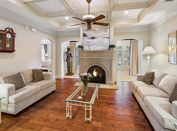 5th image of 8816 Dewland Dr