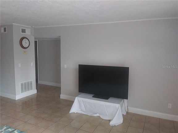 5th image of 605 Northlake Blvd APT 33