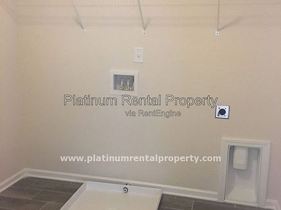 3rd image of 2398 Calistoga Ct