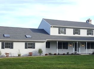 5058 McLean Station Rd, Green Lane, PA 18054