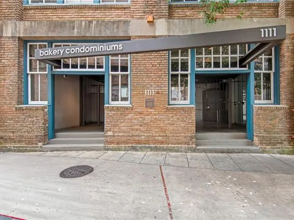 1111 S Peters St, New Orleans, LA