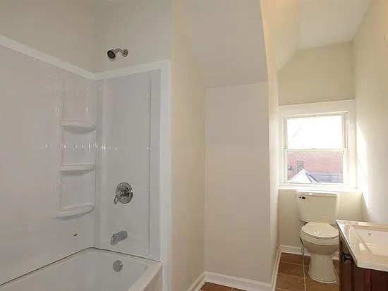 1835 Hewitt Ave #3 — Photo 9