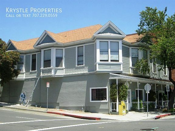 4th image of 300 Virginia St APT 5