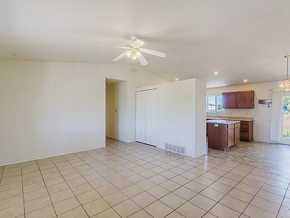 2nd image of 1148 E Dove Creek Dr
