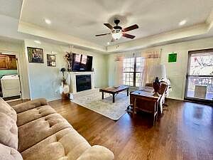 4th image of 317 Ashford Dr