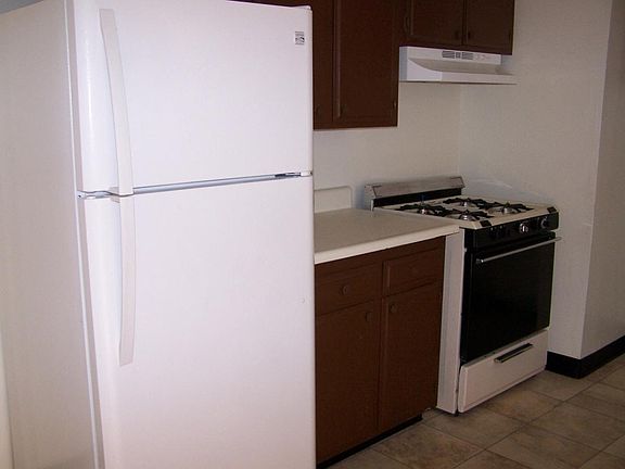 2nd image of 5611 Mariposa Ave
