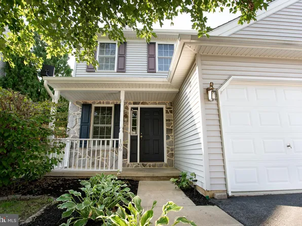 106 Elmshire Dr, Lancaster, PA 17603