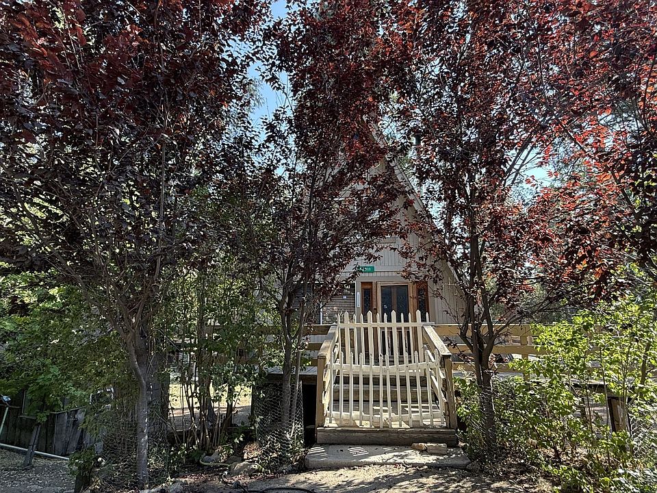 2nd image of 52811 Pine Cove Rd