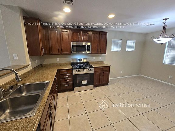4th image of 908 Eric Stocken Ave