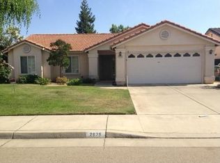 2675 Jenni Ave, Sanger, CA 93657