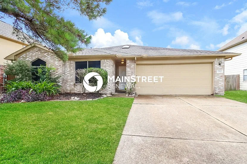 17519 Coventry Oaks Dr — Photo 3