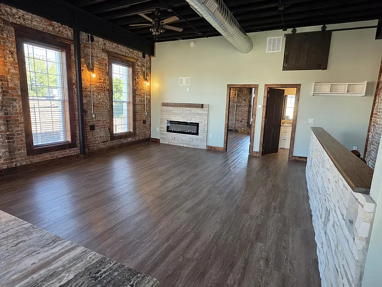 324 Main St #1 — Photo 14