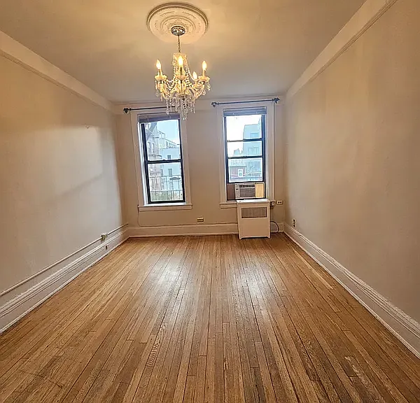 23-52 31st Ave #2R — Photo 8