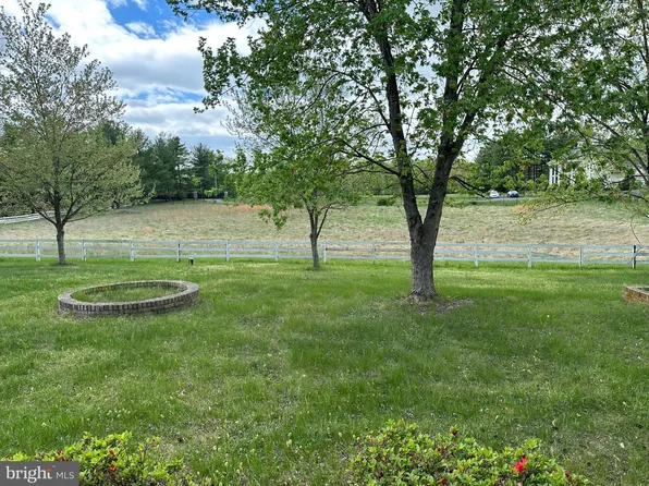 39972 New Rd, Aldie, VA 20105