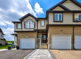 256 Countrystone Cres, Kitchener, ON N2N3S2