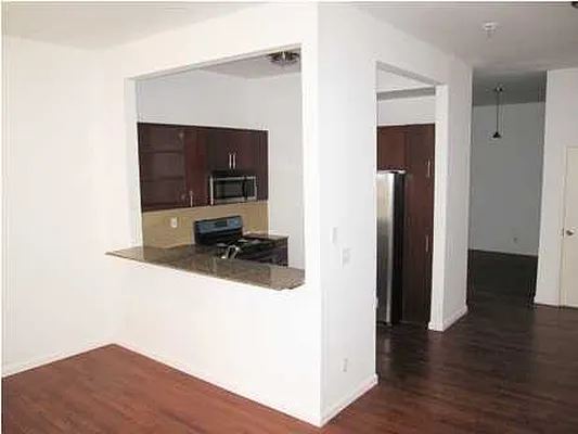 Sold by Harlem Lofts | media 6