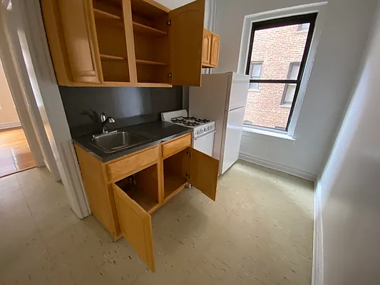 Rented by Contact Realty | media 9