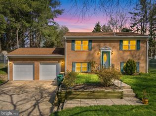 10202 Le Fevre Dr, Cheltenham, MD