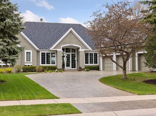 15464 Boulder Pointe Rd, Eden Prairie, MN 55347