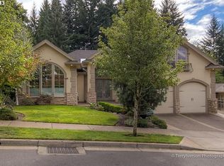 14116 SE Alta Vista Dr, Happy Valley, OR