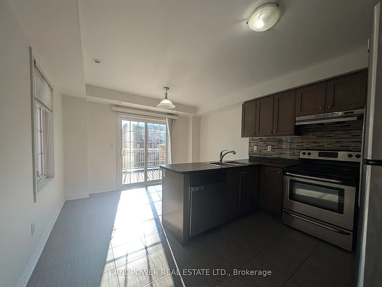 9872 McCowan Rd — Photo 23