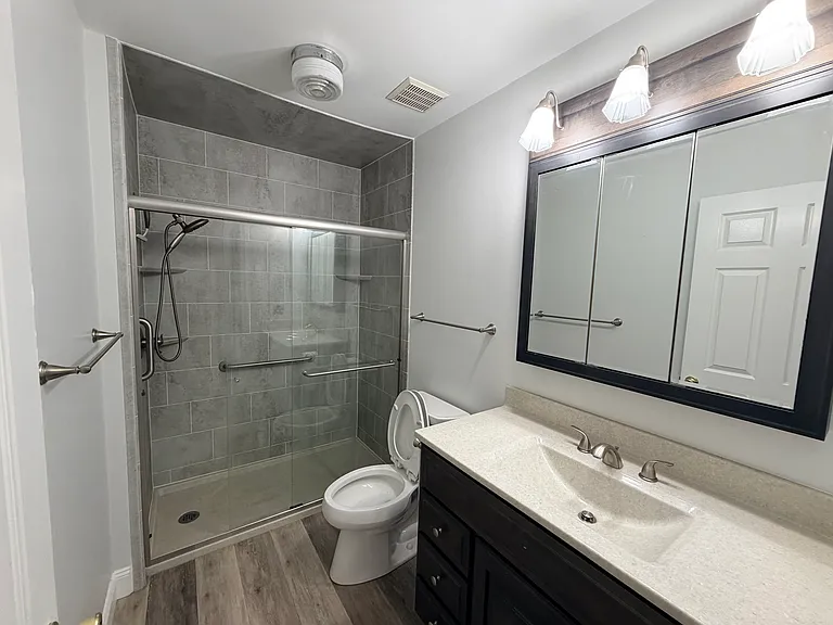 2760 Red Oak Cir #C5 — Photo 7