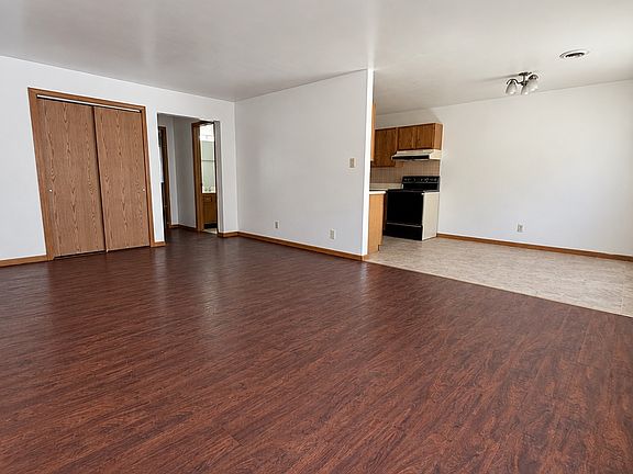 2nd image of 2109 Scheel St #D
