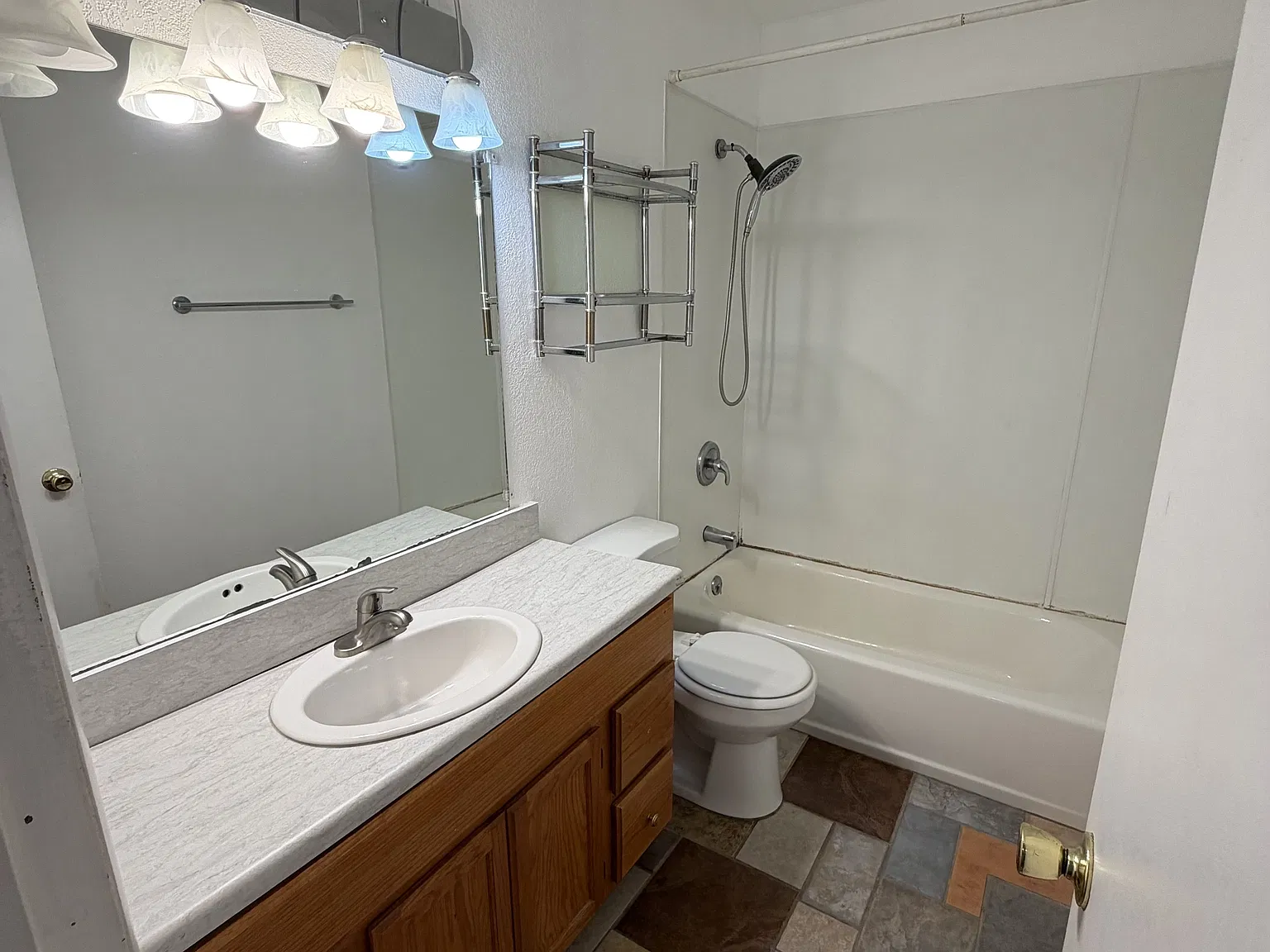 2150 College Place - 2 — Photo 2