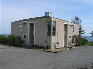 90 Shore Dr W, Mashpee, MA 02649