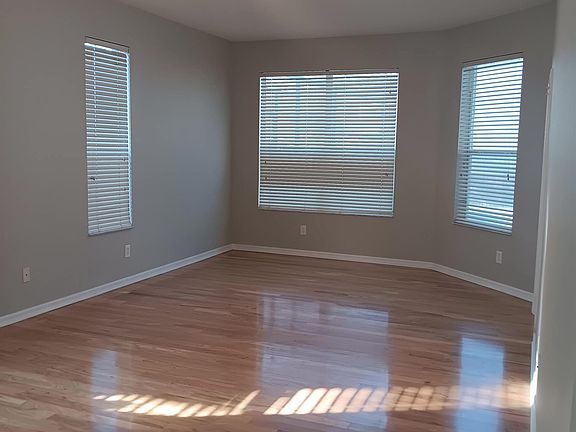 5th image of 994 Burlwood Ct