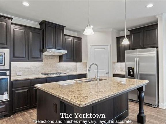 4th image of 2014 Basswood St