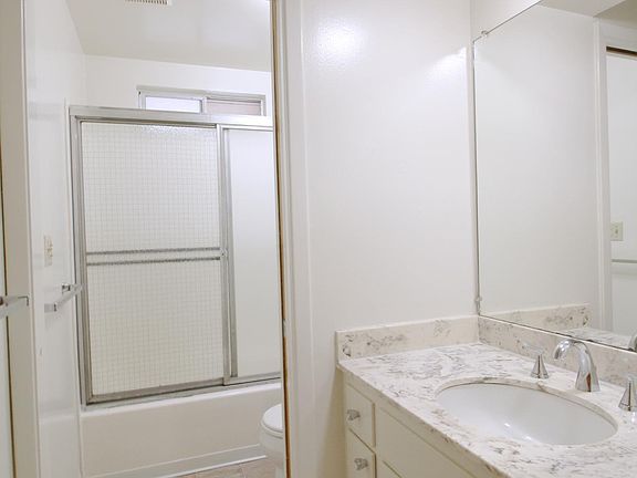 5th image of 1330 Mills St #4