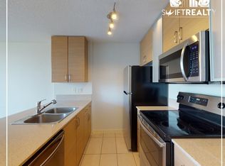 977 Mainland St #1209, Vancouver, BC V6B 1T2
